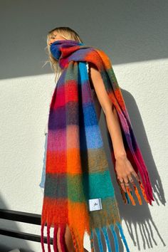 Colorful Scarf Outfit, Big Scarf, Oversized Blanket, Scarf Outfit, Colorful Scarf, Fashion Wishlist, Eco Friendly Fashion, Blanket Scarf, Pattern Mixing