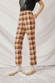 2023 with Plaiditude.😁 Paper Bag Waist Pants, Mood Clothes, Style Goals, Bell Bottom Pants, Closet Fashion, Plaid Pants, Knit Pants, Textured Knit, Printed Pants