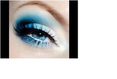 Top 10 Makeup looks for Blue Eyes. – My Brush Set Eye Shadow Tutorial, Shadow Tutorial, Blue Eye Makeup Tutorial, Blue Eyes Pop, Trendy Eyeshadow, Eyeshadow For Blue Eyes, Bright Blue Eyes, Eye Makeup Steps, Blue Eyeshadow