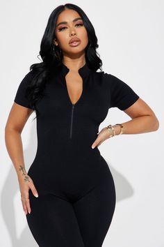 Black Fitted Short Sleeve Onesie, Black Short Sleeve Onesie For Playwear, Black High-waist Elastane Jumpsuits And Rompers, Brown Fitted Short-sleeve Jumpsuit, Fashion Nova Jumpsuits & Rompers, Gal Gadot Wonder Woman, Fashion Nova Models, Casual Rompers, Effortlessly Chic Outfits