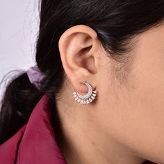 This fabulous Handmade Earrings is the right choice for you to dress to impress. It is made with 18k Rose Gold along with the Diamond studding and the spectacular design adds to its glittering. ✧✧Welcome To Our Shop Spectrum Jewels India✧✧ Crescent Moon Diamond Earrings, 18K Rose Gold Celestial Hoops, Half Moon Stud Earrings, Cluster Earrings, Wedding Earrings, Bridesmaid Gifts ★PRODUCT SPECIFICATION★ * ITEM CODE - SEE-15641E * METAL - 18k Rose Gold * 18k Rose Gold Weight : 5.37gm * GROSS WEIGHT - 5.80gm Approx * MAKING - Handmade ★MAIN STONE DETAILS★ * STONE NAME:- Diamond * STONE SHAPE:- Pear, Round * DIAMOND WEIGHT :- 2.15 Carat * Earring Size :- 22mm Approx. * AVERAGE DIAMOND CLARITY :- SI1-SI2 * DIAMOND COLOR :- H-I * SETTING USED:- Prong * STONE COLOR:- White * STONE TREATMENT:- Natu Earring Cluster, Diamond Sketch, Diamond Earrings Indian, Diamond Wrap Ring, Cluster Earring, Bridal Anklet, Moon Stud Earrings, Diamond Tops, Diamond Jewelry Earrings