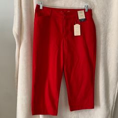 These St Johns Bay Capris Are Must Have Staple For Any Wardrobe! Dress Them Up, Dress Them Down These Add A Fun Pop Of Color To Any Outfit! Red Short Cotton Pants, Red Spring Shorts, Capri Cargo Pants, White Capri Pants, Black Capri Pants, Cropped Cargo Pants, Black Capris, Denim Capris, Womens Capris