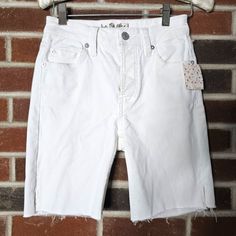 *Exclusive Ambassador Discount Ends 10/23/24 @11:59pm. New Arrival!! Brand New!! We The Free- Free People: White Bermuda Raw Hem Jean Shorts Sz. 24 Nwt!! White Bermuda Shorts Are Brand New W. All Original Tags! Raw Hem! 2 Front Pockets W. 1 Small Inside & 2 Pockets On The Back. Super Cute & Trendy!! Any/All Flaws Have Been Documented & Photographed. Nwt! **Wash With Like Colors. Bundle & Save Automatic Discounts Score Automatic Discounts When You Bundle At Least 3+ Listings...The Bigger The Bund White Cutoff Jean Shorts For Day Out, White Bottoms With Frayed Hem For Summer, White Bermuda Shorts With Pockets, Spring High Rise Cotton Bermuda Shorts, High Rise Cotton Bermuda Shorts For Spring, Mid-rise White Jean Shorts For Day Out, Spring High-rise Cotton Bermuda Shorts, High-rise Cotton Bermuda Shorts For Spring, Cotton High-rise Bermuda Shorts For Spring