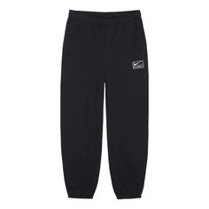 The Nike Washed Sweatpants x Stussy 'Black' is the perfect combination of style and comfort. The sweatpants feature a relaxed fit and a tapered leg, making them ideal for everyday wear. The soft cotton fabric ensures maximum comfort and breathability, while the washed finish gives them a stylish look. The product series is inspired by the classic streetwear look, and the 'Black' colorway adds a timeless touch. The sweatpants are perfect for any activity, from a casual day out to a more active li Stussy Sweatpants, Nike X Stussy, Nike Stussy, Sweatpants Nike, Varsity Jacket Women, Black Sweatpants, Fleece Pants, Teen Fashion Outfits