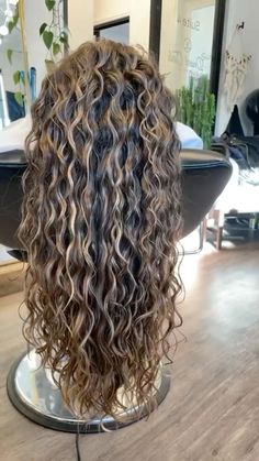 Beach Perm Long Hair, Beige Balayage Curly Hair, Cute Permed Hairstyles, Curly Blonde Hair Extensions, Straight To Curly Hair Perms, Highlits On Curly Hair, Light Perm Women, Blond Highlights On Brown Hair Wavy, French Braid Perm Before And After