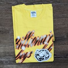 Nwt Billionaire Boys Club Bb Gift Shop Airbrush T-Shirt Rn98011 Size S Pit To Pit 20.5" Sleeve 8" Length Collar To Bottom 27" Length Top To Bottom 31" All Sales Final Tags: Billionaire Boys Club Bbc Bb Gift Shop Airbrush Logo Mascot Icecream Pharrell Williams Nigo Hip-Hop Streetwear Nwt Deadstock Air Jordan 1 Court Purple, Varsity Tees, Airbrush T Shirts, Mens Black Shirt, Logo Mascot, College T Shirts, Billionaire Boy, Blue Streetwear, Club Shirts