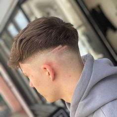 Blonde Hair Fade, White Guy Haircuts, Barber Haircuts Fade, Mens Hair Long, Medium Skin Fade, Fade Long On Top, Fashion For Men Over 40, Mid Skin Fade, Taper Fade Short Hair