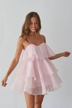 Alesia Strapless Tiered Organza Babydoll Mini Dress – Groovy Mimi Flowy Homecoming Dresses, Outfits Birthday, Feminine Clothing, Champagne Problems, Dti Fits, Babydoll Mini Dress, Dress Idea, 16 Birthday, Cruise Outfits