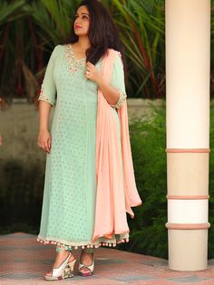 Green Churidar, Salwar Pattern, Women Dress Online, Salwar Designs, Salwar Kamiz