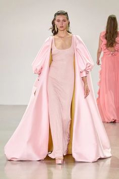 Spring 2023 Ready To Wear, Fancy Gowns, 2023 Ready To Wear, Spring 2023, Gorgeous Gowns, Badgley Mischka, Fancy Dresses, Outerwear Women