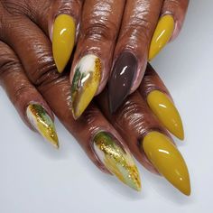 Vacation Nails Miami, Fall Nail Designs 2023, Pink Fall Nail Ideas, Fall Dip Nail Designs, Fall October Nails, Fall Stiletto Nails, December Hairstyles, Nail Inspired, Fly Nails