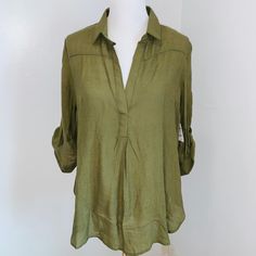 Charlotte Russe Split Back Top With Tortoise Button Detailing On Back And Sleeve. Olive Green 3/4 Sleeve. Nwt Size Large. Bustform Is A Size 8 For Reference. Offers Welcome, Trades. Green Vacation Blouse With Button Closure, Green Blouse With Button Closure For Vacation, Green Button-up Blouse For Beach, Green Summer Top With Roll-up Sleeves, Olive Button-up Summer Top, Green Summer Tops With Roll-up Sleeves, Olive Button-up Top For Summer, Versatile Green Tops For Beach, Green Blouse With Roll-up Sleeves For Spring