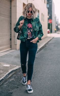 Tucked In Outfits Women, 2024 Style, Style Muse, Office Outfit, Victoria Secrets, Black Women Fashion, Wardrobe Style, Fashion Mode, Casual Street Style