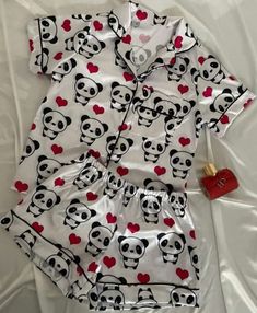 Girls Night Dress, Pajama Fashion, Long Flight, Cute Sleepwear, Cute Pajama Sets, Pajama Outfits, Cute Lazy Outfits, Lazy Outfits, Cute Pajamas