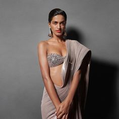 Bookmark These 18 Modern And Unique Saree Draping Styles! Indian Blouses, Amit Aggarwal, Latest Blouse Designs