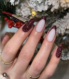 Red Nails Glitter, Unghie Sfumate, New Years Eve Nails, Nagel Tips, Christmas Nails Acrylic, Stick On Nails, Chrome Nails