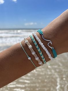 Set of Waterproof Ocean Wave Bracelets Gift Beach Anklets Non Tarnish Surfer 5 Piece Bracelet Set - Etsy Coastal Granddaughter Bracelets, Beaded Bracelets Beach, Cute Adjustable Bracelets For The Beach, Aesthetic Beach Bracelets, Beachy Jewelry Aesthetic, Beach Bracelets Aesthetic, Beach Friendship Bracelets, Ocean Aesthetic Bracelets, Beach Bracelet Ideas