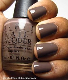 Fall Nail Colors | adoubledose.com Nagellack Trends, Makijaż Smokey Eye, Thanksgiving Nails, Bohol, Colorful Nail Designs, Fall Nail Colors, Jairzinho, Autumn Nails