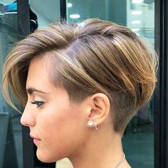 Hairstyles Designs, Undercut Hairstyles Women, Long Bridal Hair, Short Hair Images, Wedge Haircut, 50 Plus, Short Pixie Haircuts, Undercut Hairstyles