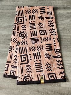 Brown Tribal Ankara Fabric. This is fabric is sold by the fold and each fold is approximately a yard.  This fabric is 100% cotton and has a width of 44in.  It can be used make different clothing, quilting and other sewing projects. Purchases of more than a yard, it will come in a continuous piece We ship via USPS First Class Mail, USPS Priority mail or UPS Brown African Print, African Quilts, Clean And Press, Head Wrap Headband, African Ankara, Fabric Headbands, African Print Fabric, The Fold, Ankara Fabric