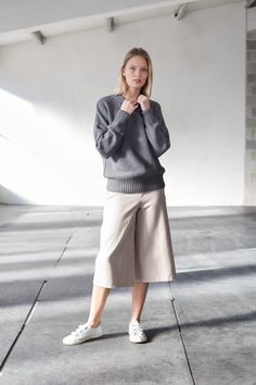 Knitted "fine rice" pullover - grey and natural – mila.vert Midi Skirt, Normcore, Long Sleeves