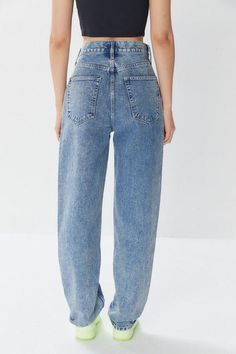 jeans 2019 #WearingJeansTips High Waisted Baggy Jeans, Oversize Tshirt Outfits, Baggy Jeans Outfit, Tennis Skirt Outfit, Beachy Outfits, Baggy Jean, 90s Baggy, Trendy Jeans, Trendy Skirts