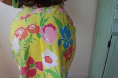 "this is amazing 31\"waist 22\"long cotton retro floral print best for small to medium models wears a medium and is 5 foot 4\" 1960s-70s good condition RARE Thank YOU and please feel free to ask me any ?s:) Have a lovely day xoxo www.etsy.com/shop/retroandme" Yellow Floral Cotton Skirt, Vintage Yellow Fitted Skirt, Fitted Skirt With Retro Print For Spring, Fitted Vintage Yellow Skirt, Vintage Yellow Cotton Skirt, Retro Floral Print Cotton Skirt, 1970s Skirt, 1960s Skirt, Colorful Skirt