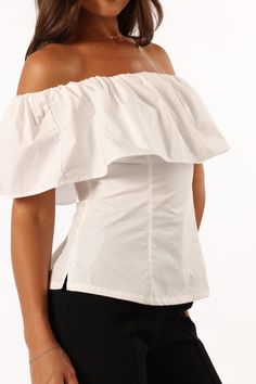 DETAILS   Make a statement in our off the shoulder top. Featuring a straight elasticised neckline, overlay bust feature and short sleeve, this fashionable piece is the ultimate way to show off your style. Whether youâ€™re going for a night out with friends or want to add something special to date night, this eye-catching top will do the trick.   off the shoulder style top  straight elasticised neckline  overlay bust feature  short sleeve  back invisible zip  unlined  material - 100% cotton     S White Top With Straight Neckline For Spring, Trendy Off-shoulder Tube Top For Day Out, Elegant Strapless Off-shoulder Top For Summer, Chic Summer Tube Top With Straight Neckline, Chic Tube Top With Straight Neckline For Summer, Chic Straight Neckline Tube Top For Summer, Fitted Off-shoulder Top For Day Out, Trendy Off-shoulder Tube Top For Summer, Chic Off-shoulder Top For Day Out