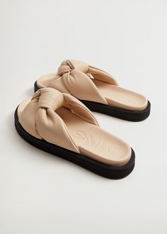 Best Summer Shoes, Cute Slippers, Strap Sandals Women, Girly Shoes, Stylish Sandals, Swag Shoes, Shoes Flats Sandals