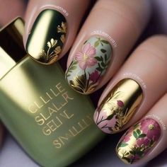 Floral Nails 2024 Trends, Leo Themed Nails, Bridgerton Nails Ideas, Flashy Nails, Nail Art Designs Diy, Simple Nail Art Designs, Salon Ideas, Closet Makeover, Pretty Nail Art