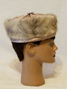 Vintage Ann Lisker Original REAL MINK FUR Dress Church Hat . Shipped with USPS Vintage Beige Cloche Hat For Winter, Vintage Beige Winter Cloche Hat, Winter Mini Hats With Short Brim For Church, Winter Church Mini Hats With Short Brim, Winter Mini Hats For Church With Short Brim, Vintage Beige Hat For Winter, Fitted Winter Hats For Church, Retro Costume Hats And Headpieces For Church, Fitted Hats For Church In Winter