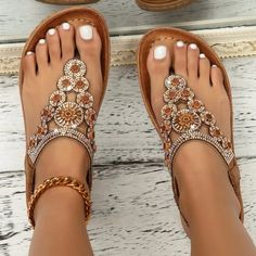 Brand New And Never Used Stone Embellished Round Toe Sandals For Summer, Bling Open Toe Sandals For Beach, Elegant Jeweled Sandals For Summer, Elegant Jeweled Summer Sandals, Bedazzled Round Toe Sandals For Beach, Bedazzled Round Toe Beach Sandals, Spring Bedazzled Sandals, Bedazzled Sandals For Summer Beach, Bedazzled Sandals For Beach In Summer