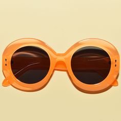 These vintage style PENELOPE sunglasses feature an oversized round lens, provide UV400 protection and have metal detailing. Dimensions: Length: 5 3/8 inches Lens diameter: 2.5 inches Retro Round Sunglasses For The Beach, Retro Round Sunglasses For Beach, Funky Sunglasses Vintage, Vintage Widgets, Big Round Sunglasses, Mod Sunglasses, 60s Accessories, 1960s Sunglasses, 60s Sunglasses