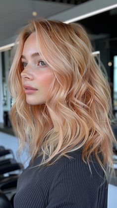 25 Fiery Strawberry Blonde Hair Inspirations Icy Strawberry Blonde Balayage, Golden Curly Hair, Vivid Hair, Strawberry Hair, Ginger Hair Color, Strawberry Blonde Hair, Blonde Hair Inspiration