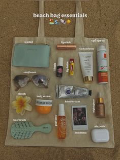 Beach Bags 2024, Summer Essentials Aesthetic, Beach Bag Aesthetic, Book Purse