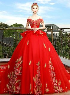 Bring bold, beautiful style to your wedding day when you walk down the aisle in this red Kemedress wedding gown. Designed in a ball gown silhouette with pops of color and sparkling floral details, this dress is incredibly beautiful. Red Bridal Dress Gowns Ball, Red Wedding Dress Aline, Red Petticoat Wedding Dress, Red Bohemian Wedding Dresses, Red Wedding Dresses With Sleeves, Wedding Dresses With Hint Of Red, Queincearra Dresses Red, Red Quencinera Dresses, Red Ball Gowns