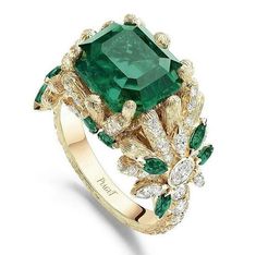 Piaget Bling Rings, Fabulous Jewelry, Emerald Jewelry, Rings Necklaces, Emerald Ring, High Jewelry, Beautiful Rings, Antique Jewelry, My Jewellery