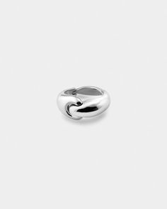 A bold and contemporary piece that beautifully showcases the art of minimalism. Crafted from sterling silver, the Linked Ring is both durable and comfortable for everyday wear. Its versatile style makes it perfect for stacking or wearing solo as a statement piece. Linking Rings, Pop Bottles, Study Style, Versatile Style, Rings Statement, Sterling Silver Ring, Statement Pieces, Silver Ring, Sterling Silver Rings