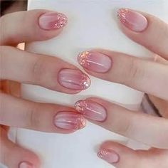 Temporary Nail Art Designs, Korean Art Nails, Short 2024 Nails, Nail Art Kuku Sehat, Cool Nail Art Short Nails, Inspo For Nails, Short Nails Nail Art Simple, Temporary Nail Extensions, Short Easy Nails