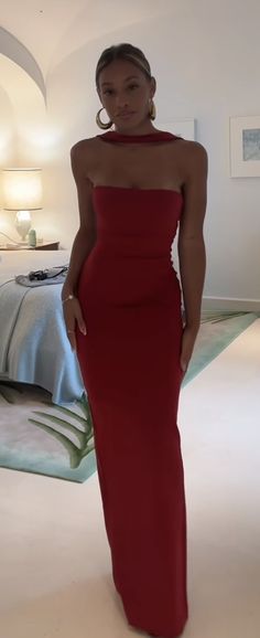 Fancy Red Dress Classy, Red Dresses Classy Short, Fancy Red Dress, Matric Farewell Dresses, Dress Red Long, Tight Red Dress, Red Off Shoulder Dress, Farewell Dresses, 22 Birthday