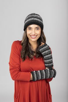 Every hat, hand-warmer and pair of Glittens in our collection is thoughtfully crafted with a lightweight fleece lining, ensuring both added insulation and enhanced comfort. This hand-knitted woolen hat, adorned with vibrant, soft wool yarn and a cozy fleece lining, is guaranteed to bring a touch of brilliance to your attire. The plush fleece interior offers additional warmth and coziness. For a perfectly coordinated ensemble, explore our matching Glove / Mittens (Glittens) and hand warmer option Brown Beanie, Colorful Knit, Woolen Hat, Mitten Gloves, Wool Yarn, Knitting Designs, Knit Beanie, Hand Warmers, Fingerless Gloves