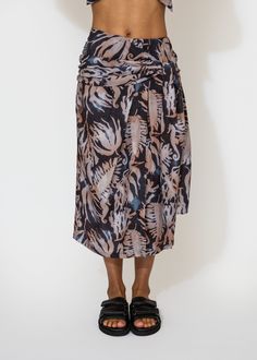 Sayaka Davis_Printed Tied Skirt in Print_Skirt_XS - Finefolk Mid Length Skirt, Printed Skirt, Mid Length Skirts, British Indian, Invisible Zipper, Printed Skirts, Mid Length, Made In Japan, Georgia