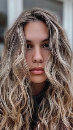 Dirty Blonde with Ashy Streaks Blinde Hair, Dirty Blonde Hair Color, Blonde Hair Color Ideas, Warm Undertone, Blonde Color, Gray Hair