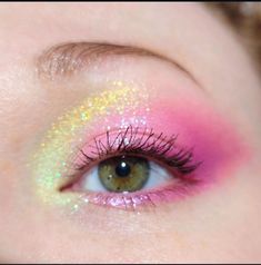 eye makeup Pink And Yellow Makeup Looks, Yellow And Pink Makeup, Yellow Pink Makeup, Pink And Yellow Makeup, Pink Yellow Eyeshadow, Pink Orange And Yellow Eyeshadow, Yellow Pink Purple Eyeshadow, Yellow Makeup, Bright Eye Makeup