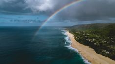 Capturing the perfect rainbow is a rewarding quest for travel photographers. These pictures highlight the wonder of weather phenomena painting the sky. Save this pin for your ultimate weather photography goals! Things To Do On Oahu, Weather Photography, Painting The Sky, North Shore Hawaii, Kailua Beach, Hawaii Real Estate, Leaves Falling, Free Nature