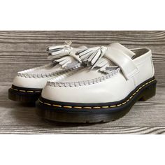 Dr. Martens Adrian Ys Shoes White Leather Tassel Loafers ++Womens Size 6++ New And Unworn Fast Ship White Leather Tassel Loafers For Spring, White Leather Loafers With Tassels, White Leather Casual Tassel Loafers, White Tassel Loafers With Round Toe For Spring, Casual White Leather Tassel Loafers, White Round Toe Casual Tassel Loafers, White Casual Tassel Loafers With Round Toe, White Tassel Loafers For Spring Workwear, White Tassel Loafers For Work With Round Toe