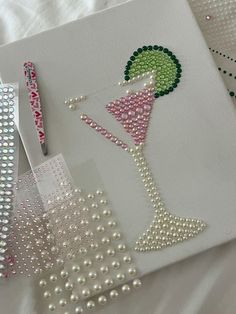 Diamond Diy Decoration, Pearl Diy Decoration, Pearl Room Aesthetic, Badazzled Art Canvas, Pearl Decorations Diy, Canvas Glitter Art Diy, Jewel Painting Canvas, Bead Art Canvas, Jeweled Canvas Art