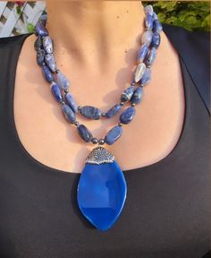 Layered big bold sodalite stone and agate pendant handmade navy blue statement necklace will elevate your spring stylings. This necklace is perfect for your daily outfits, special occasions, parties, birthdays, celebrations.  You can give gemstone necklace as a original gift for your mother, sister, wife, partner. Necklace Details  📐1. Necklace Lenght is 46 cm 📐2.Necklace Lenght is 42cm 📐10 cm adjustable chain. You can adjust lenght.  💎Gemstone :Sodalite Stone,Agate Stone Pendant,Gun Metal H Diy Necklace Patterns, Blue Statement Necklace, Necklace Patterns, Sister Wife, Necklace Unique, Unique Necklace, Personalized Gifts For Her, Necklace Statement, Classic Jewelry