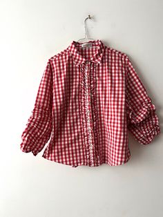 "Vintage Austrian Shirt Women's Dirndl Blouse plaid quarter sleeve Shirt Checkered Folk Traditional Bavarian Shirt Size Medium Trachten Blouse Estimated size: M Measurements: (lying flat) Length - 24\"/ 61 cm Shoulders: 18\"/ 46 cm pt to pit: 21\"/ 53.2 cm Waist - 19.5\"/ 49.5 cm Sleeve: 15\"/ 38 cm Collar: 17\"/ 43.2 cm Please check measurements to insure a proper fit. Remember to allow yourself some extra room for movement. You can compare these with something from your closet that fits you we Gingham Button-up Tops For Daywear, Fall Gingham Button-up Blouse, Long Sleeve Gingham Shirt With Buttons, Gingham Long Sleeve Top With Buttons, Long Sleeve Gingham Top With Buttons, Fall Gingham Tops With Buttons, Gingham Cotton Blouse With Buttons, Fall Gingham Shirt With Buttons, Fitted Gingham Blouse For Daywear