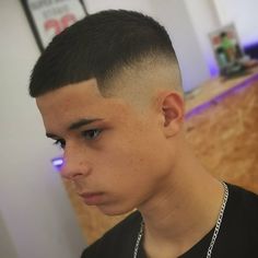 Men Haircut Styles Short Straight Hair, High Skin Fade Short Top, Crop Top Fade Haircut, Buzz Cut Men Fade, Lower Taper Fade, Bald Fade Haircut Men, Buzz Cut Mens, Buzzcut Men Fade